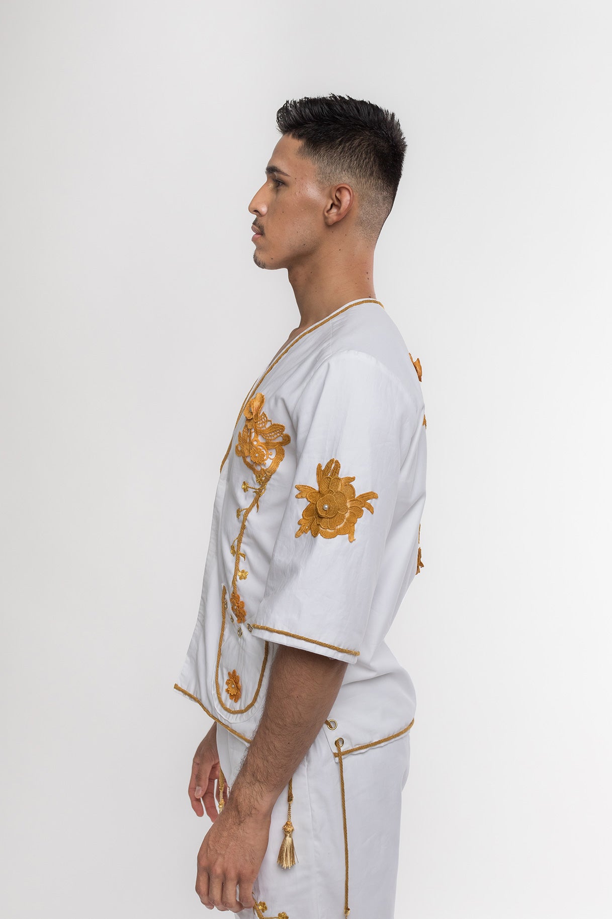 Airy V front Shirt w/Knee Shorts